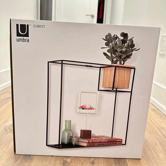*Brand New in Box* Umbra Cubist Floating Shelf (Large) - Picture 3 of 3